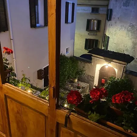 Casa Olmi Dependance * Castiglione dʼIntelvi