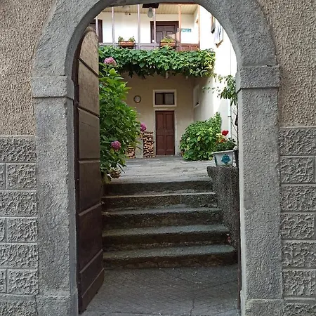 דירה Casa Olmi Dependance *
