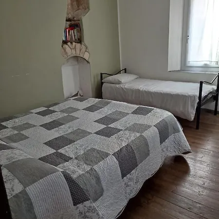 דירה Casa Olmi Dependance Castiglione dʼIntelvi